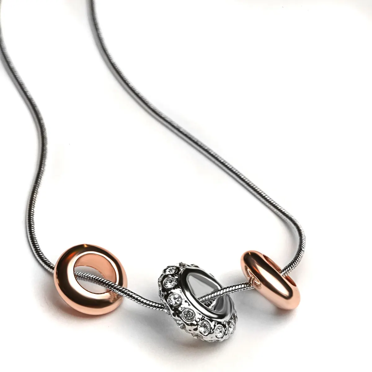 How to Choose a Crystal for Jewellery: Hardness, Setting and Everyday Wear